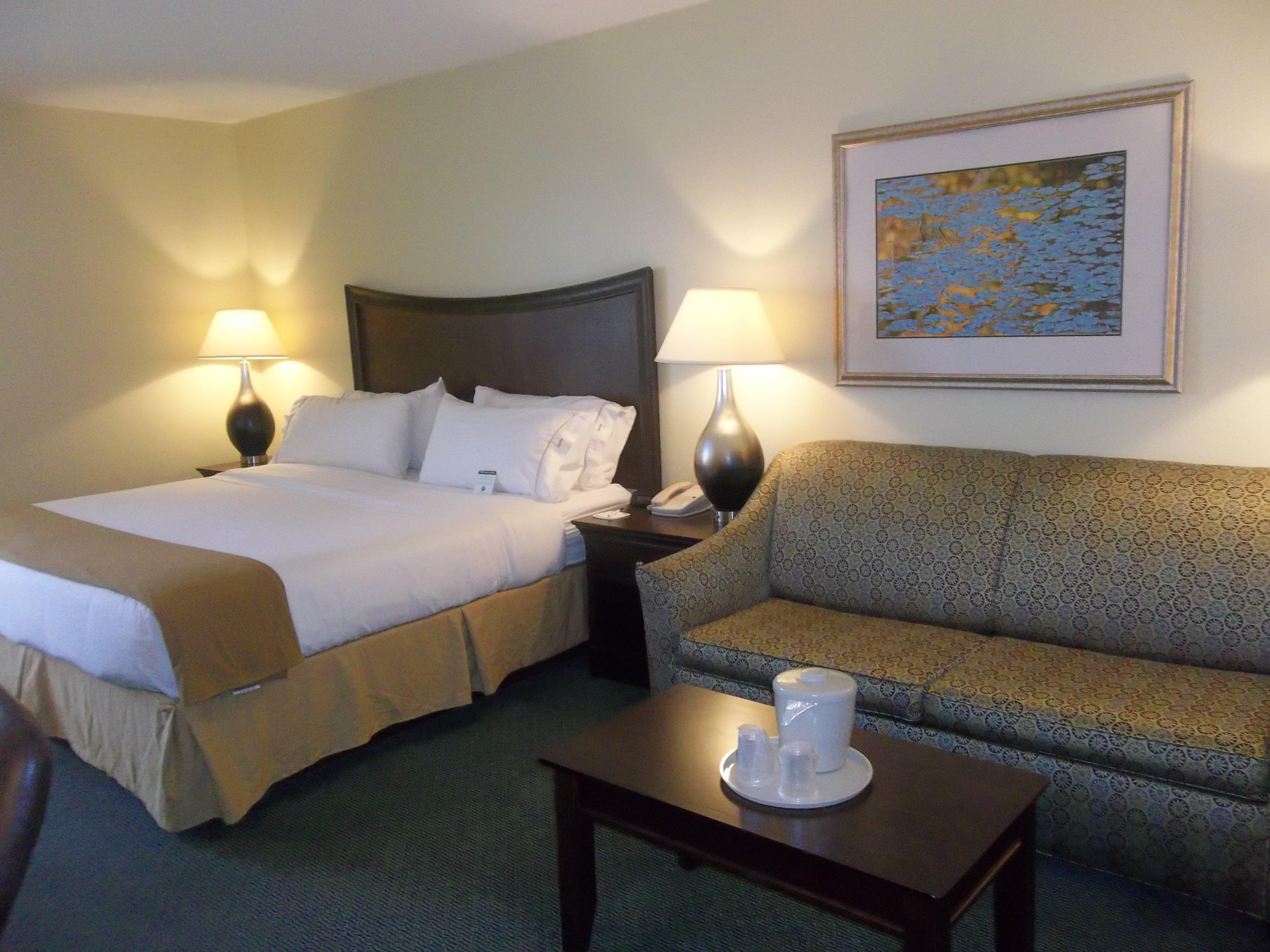 Holiday Inn Express Indianapolis Airport By Ihg Plainfield Exterior foto