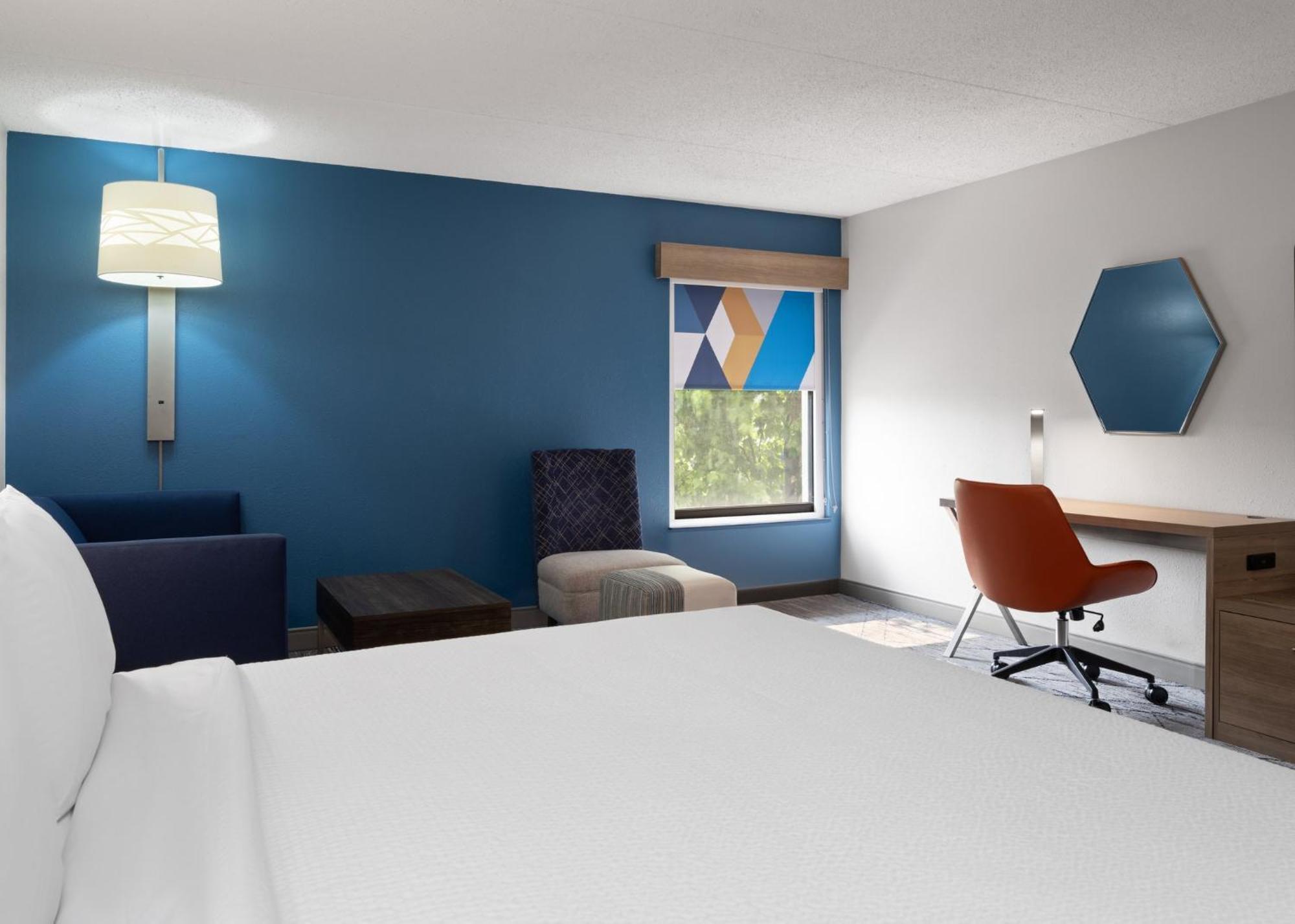 Holiday Inn Express Indianapolis Airport By Ihg Plainfield Exterior foto